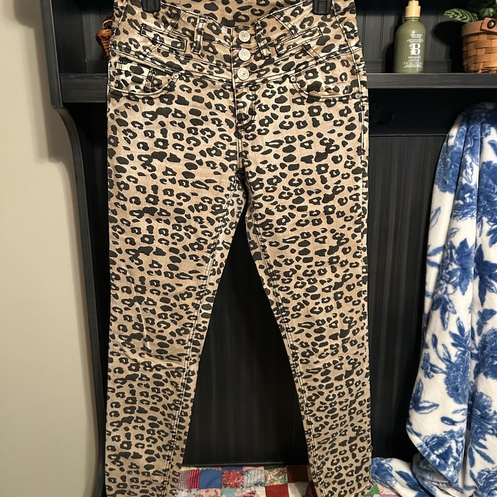 Almost Famous Tan Leopard Print Skinny Jeans